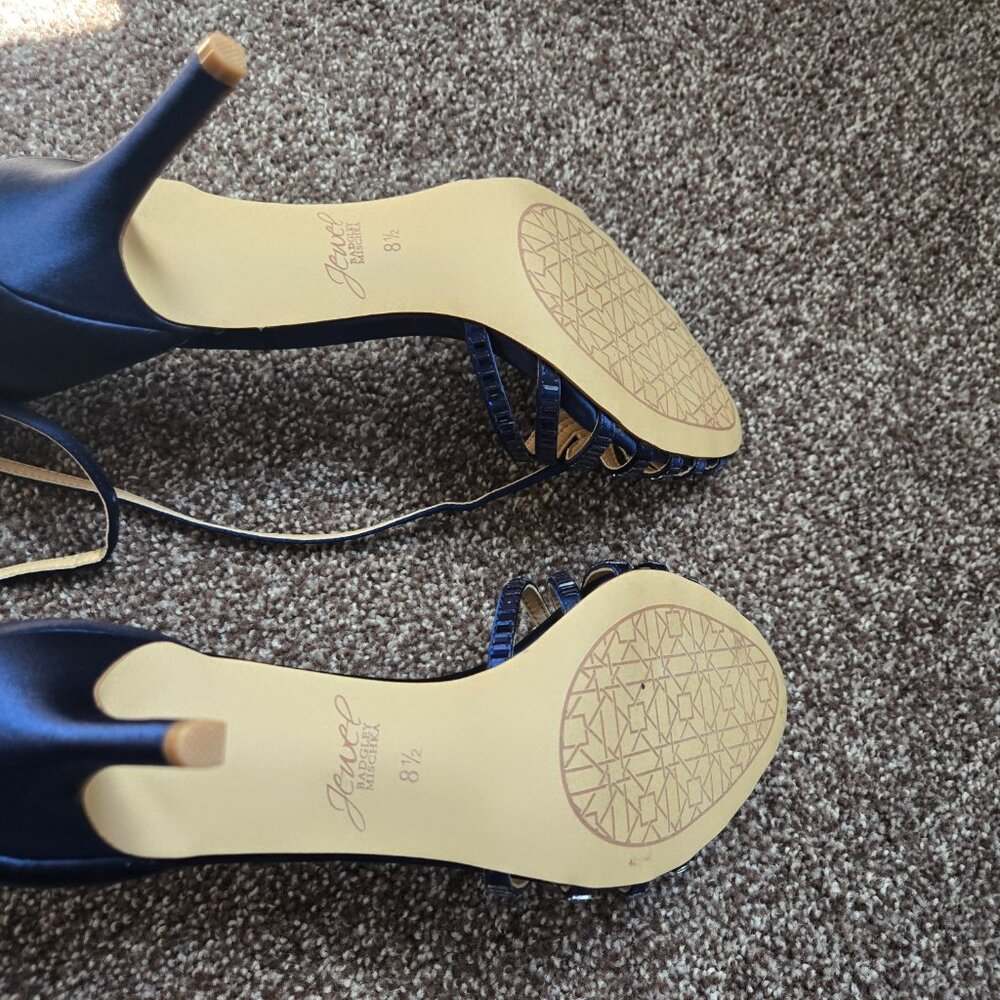 Shoes - Picture 4 of 5